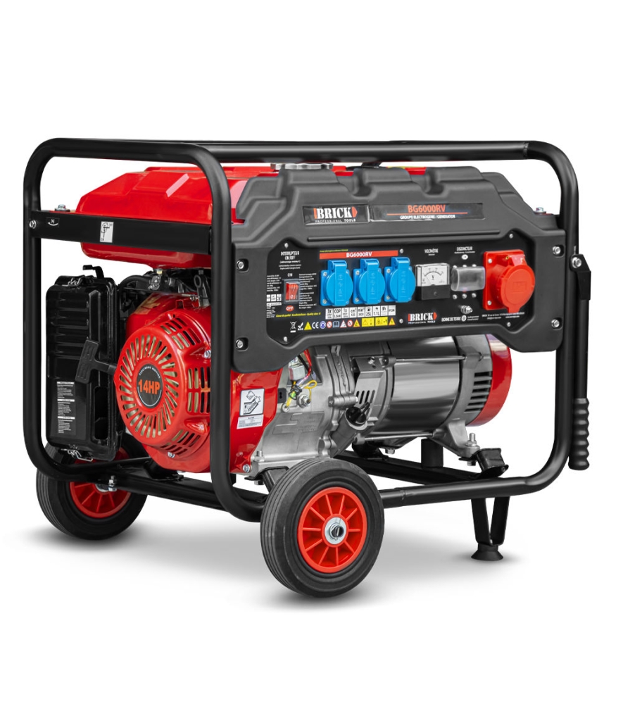 Groupe électrogène max 6000W avec roues et prise triphasée