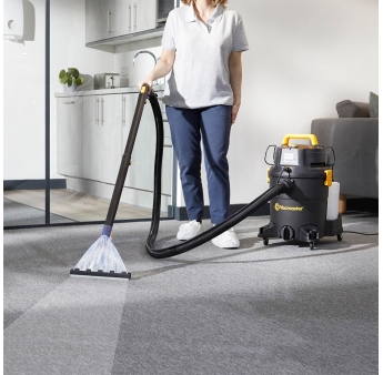 Aspirateur eau et poussières / shampouineuse 1300W