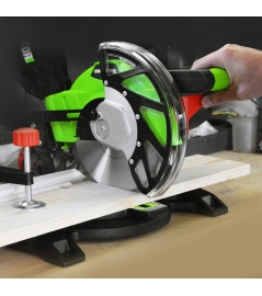 VERSTEKZAAG 1400W 210MM