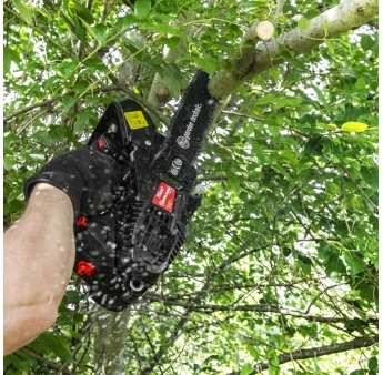 Elagueuse thermique 25cc - guide 25cm - 2 temps - Livrée avec 2 chaînes